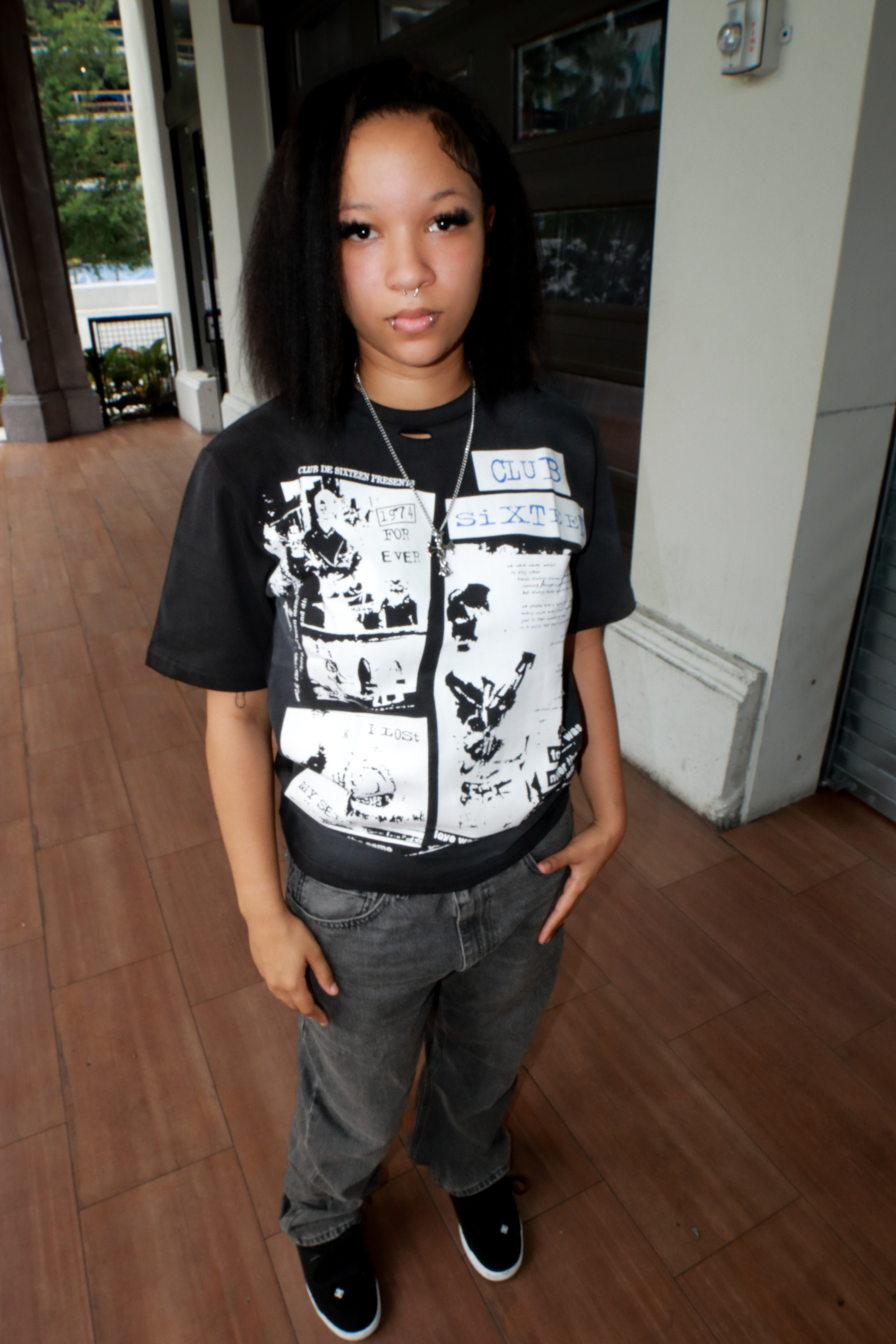BLACK CLUB SIXTEEN