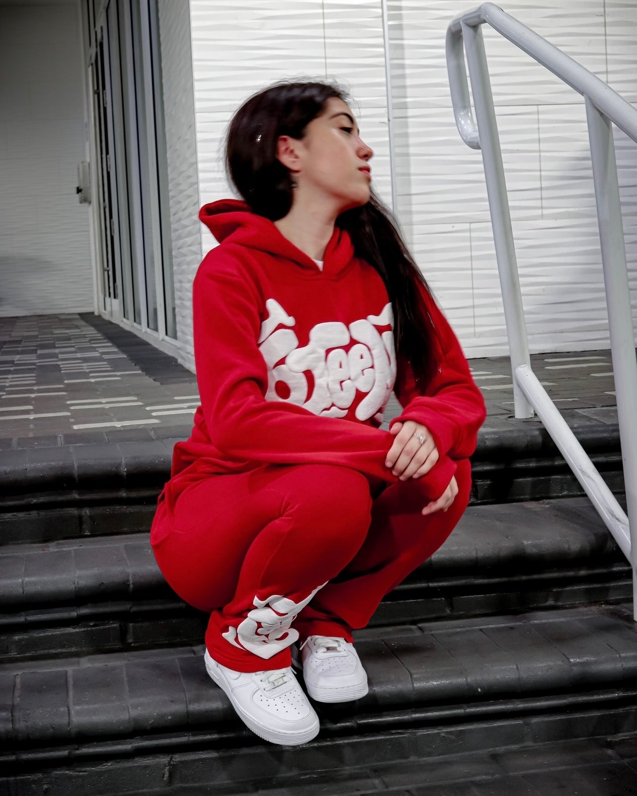 RED 6TEEN HOODIE