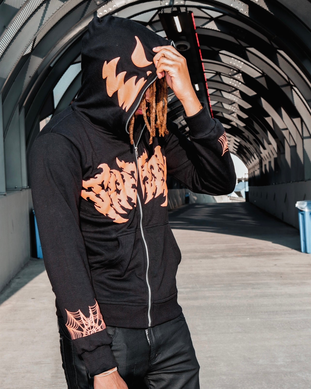 ゼベワン アンコン ソンハンビン ZIP-UP ジップアップ Black zipup – sixteenhundredclub